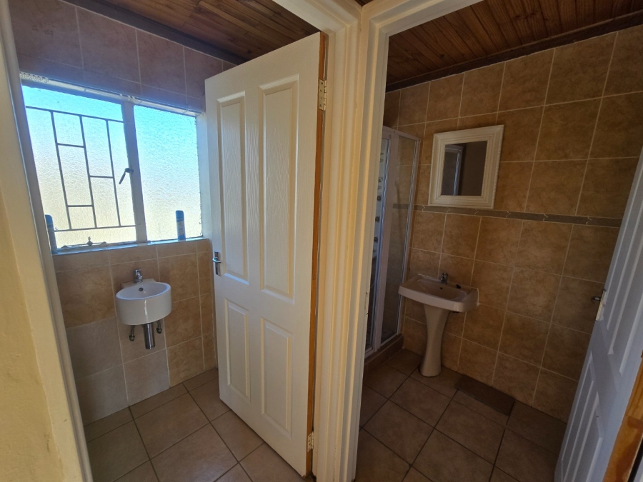 14 Bedroom Property for Sale in Rayton Free State